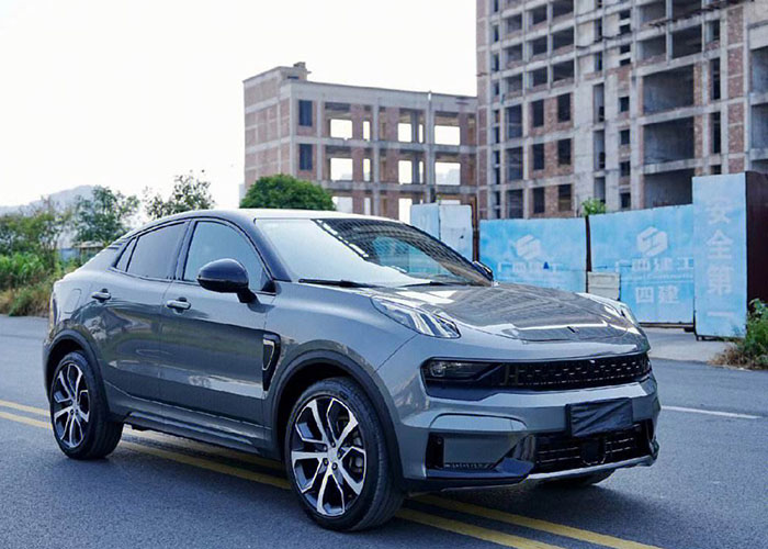 LYNK&CO 05 Автомобили