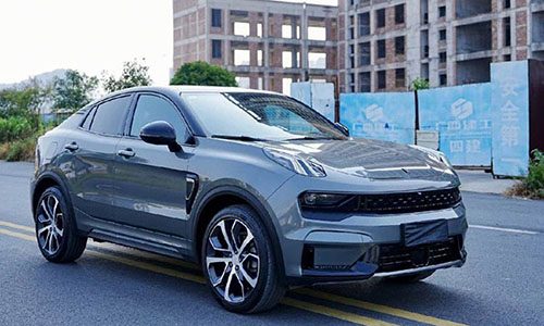 LYNK&CO 05